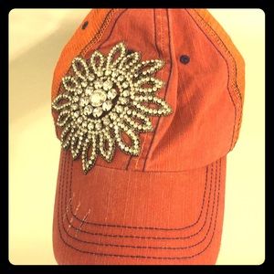 Olive and Pique hat 🍊